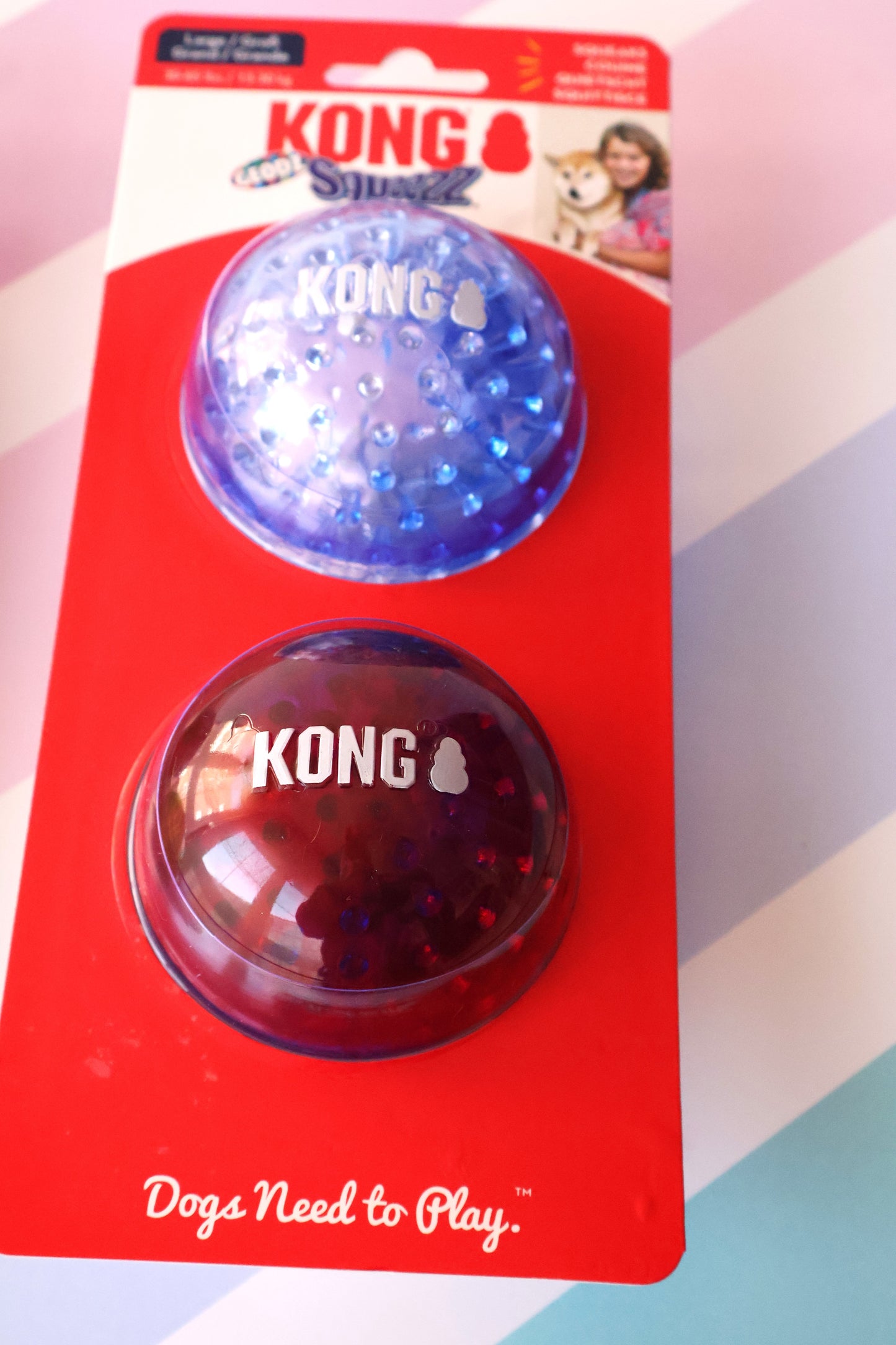 KONG SQUEEZZ GEODZ A very special ball-shaped toy for your dog