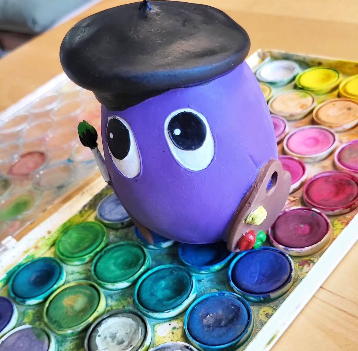 Juguete HUEVO PINTOR de LANCO Oficial.