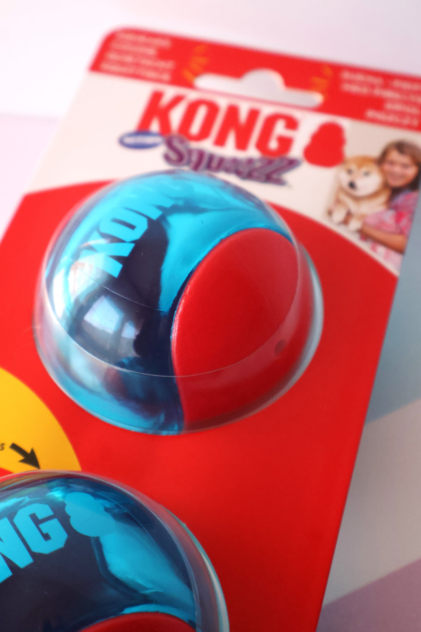PACK Three KONG Balls Size M. Strong resistance and durability. KONG Guarantee.