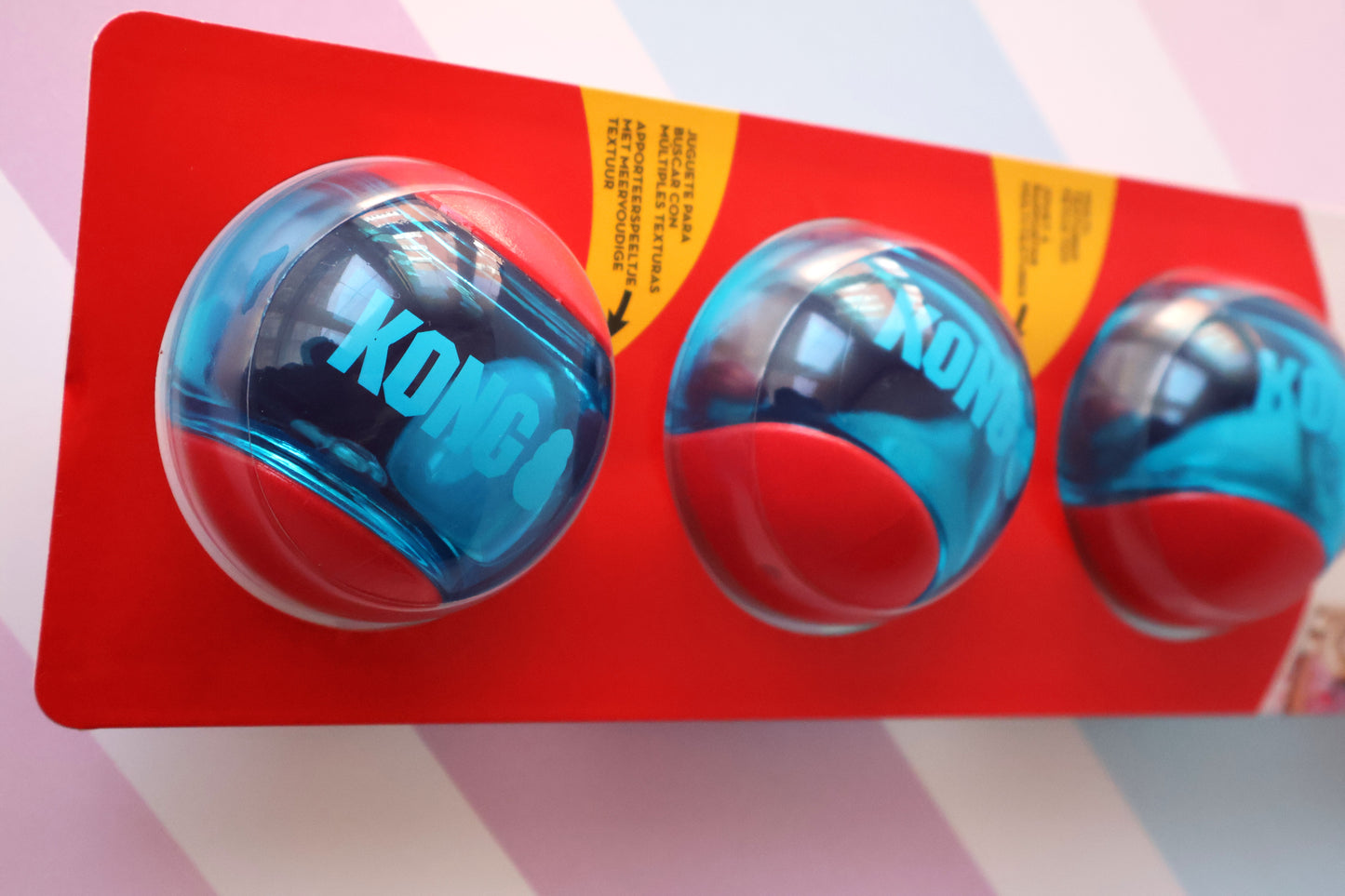 PACK Three KONG Balls Size M. Strong resistance and durability. KONG Guarantee.