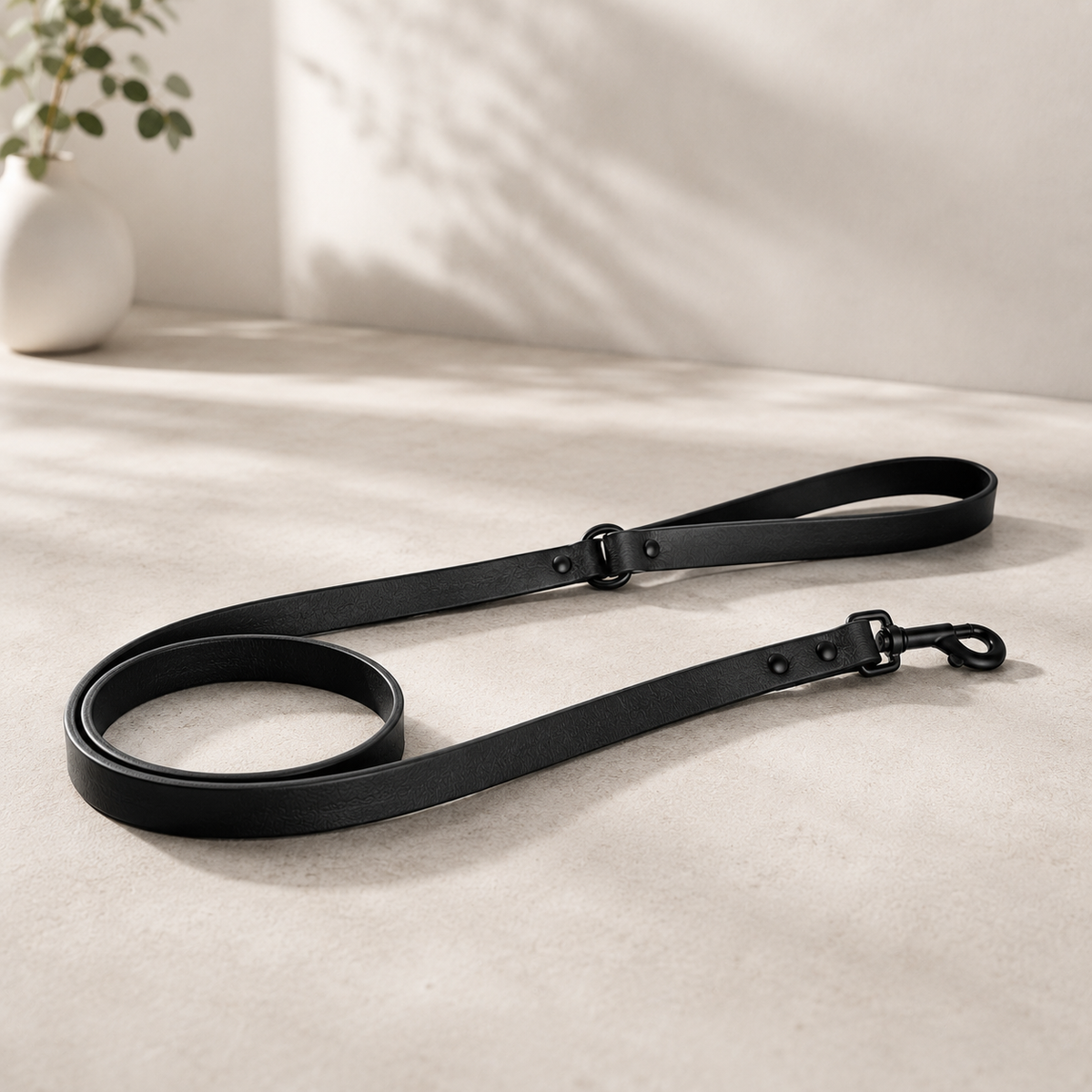 Correa Waterproof BioThane High Resistant Unicolor Negra. Creada para durar