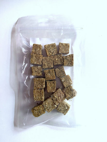 CUBOS DE BACALAO. Peso: 60 GRMS.