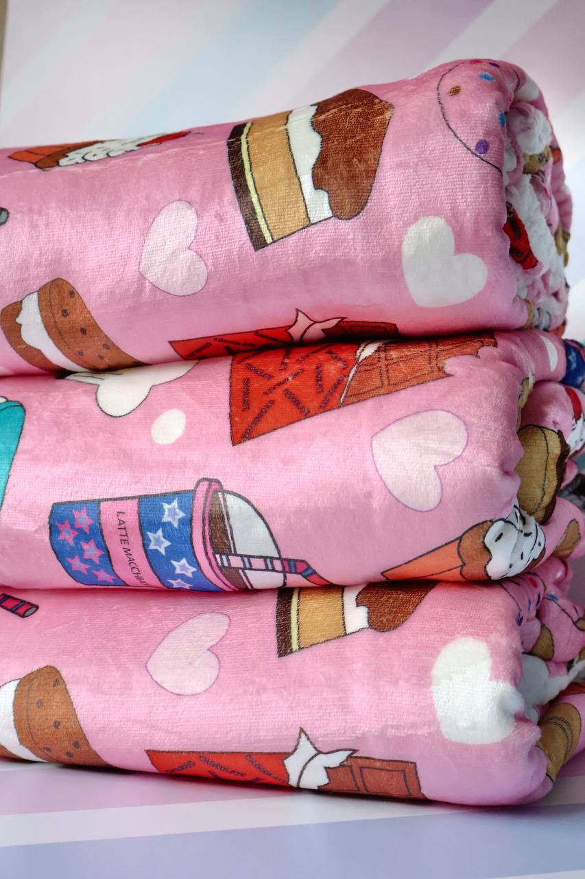 Manta Dulces Deseos. Abrigaros al calor del precioso diseño de nuestra manta más rosita.