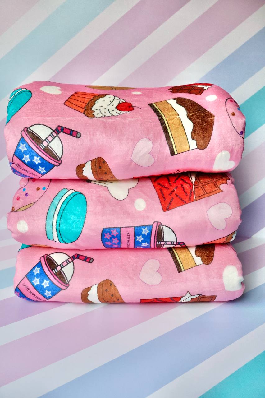 Manta Dulces Deseos. Abrigaros al calor del precioso diseño de nuestra manta más rosita.