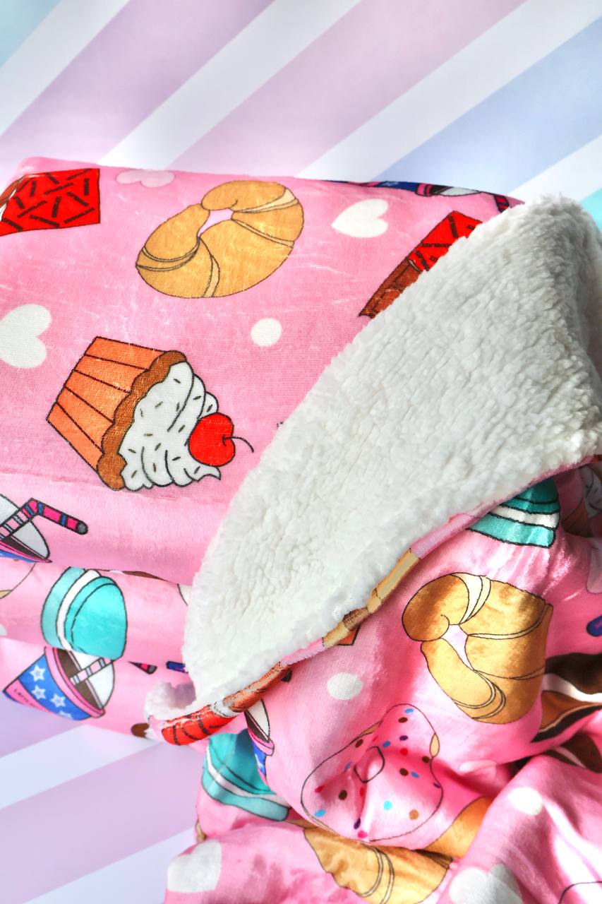 Manta Dulces Deseos. Abrigaros al calor del precioso diseño de nuestra manta más rosita.