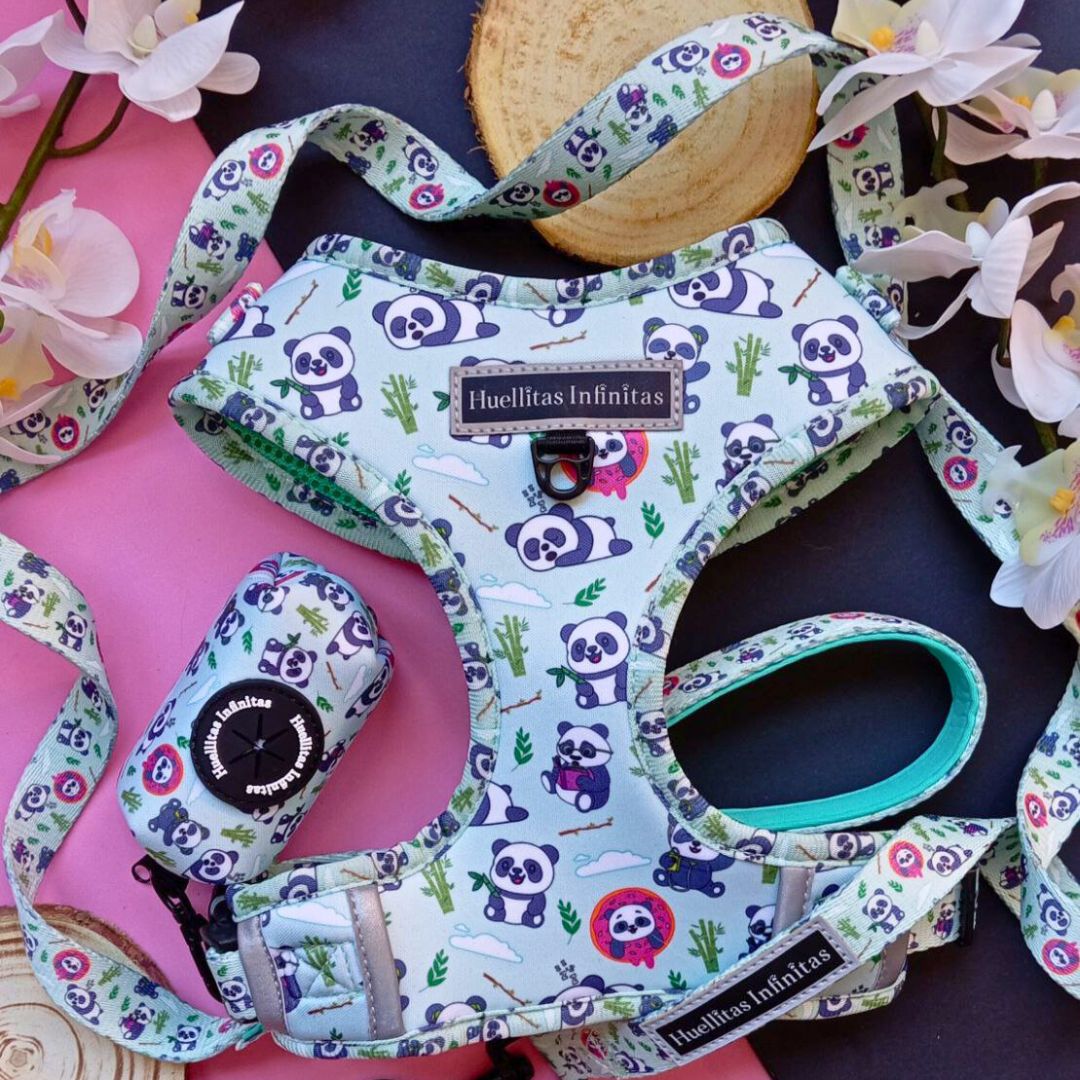 Sweet Pandas Collection Pack consisting of: Harness + Leash + Bag Holder.